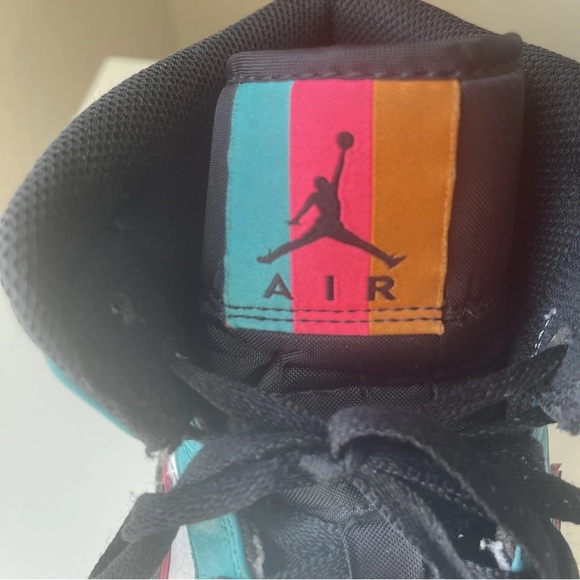 Air Jordan 1 South Beach mid top size 13 main image 7